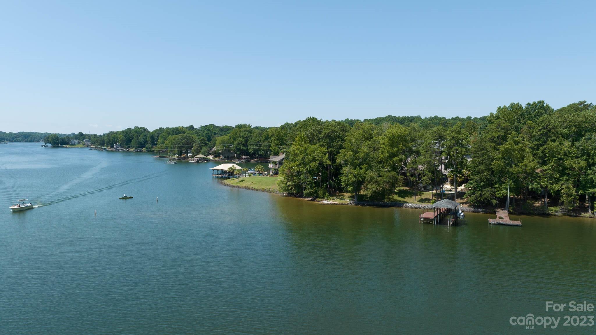 Tega Cay - Residential