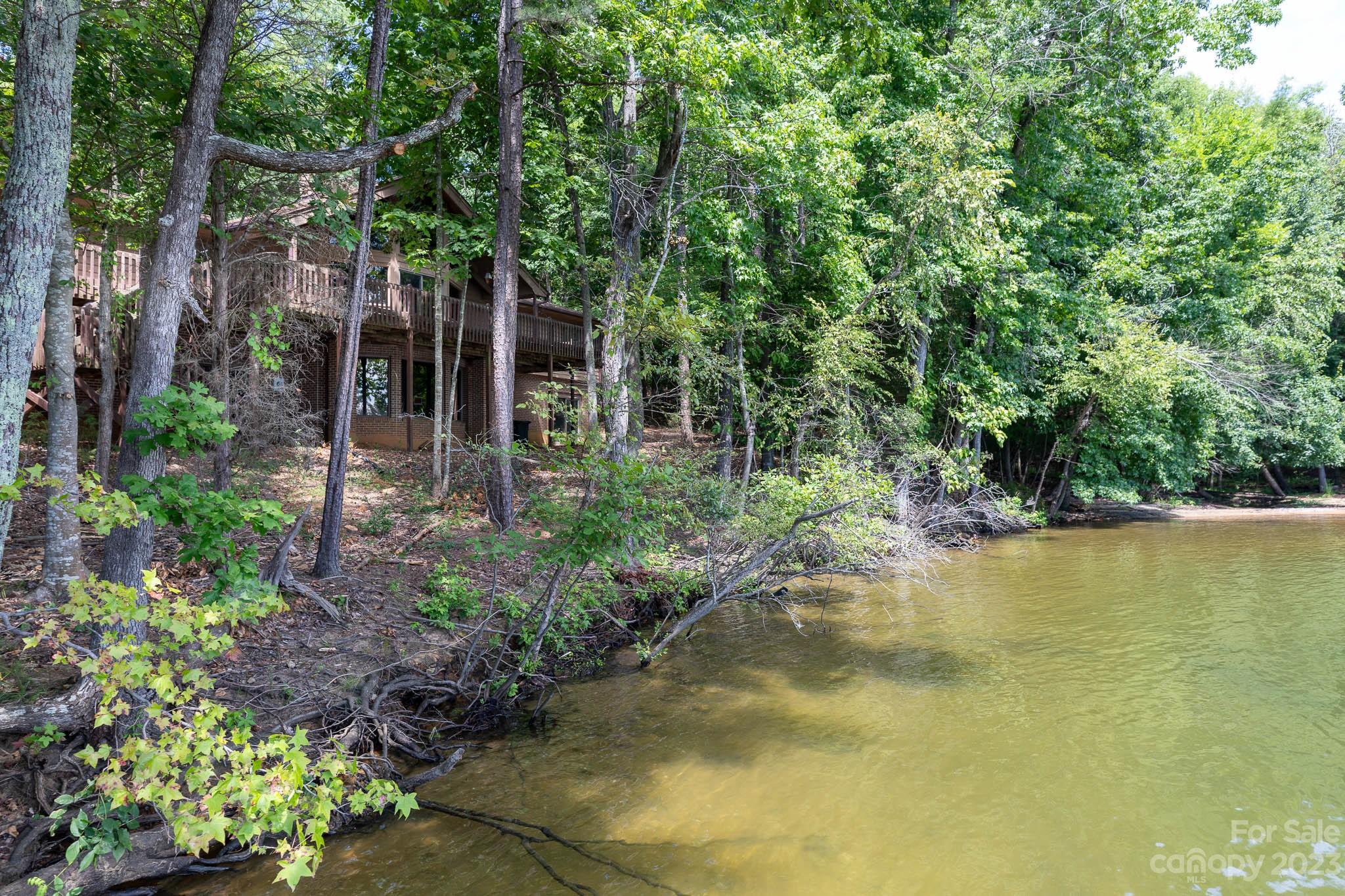 Tega Cay - Residential