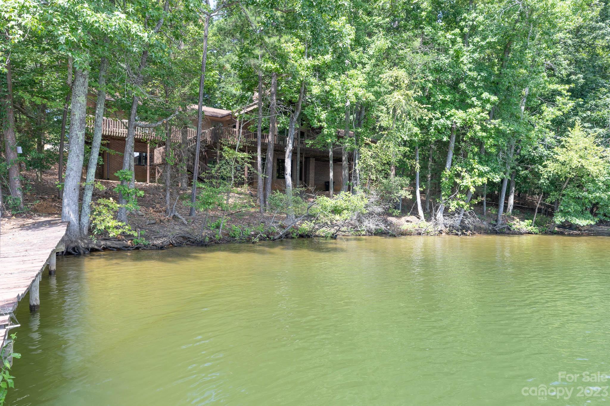 Tega Cay - Residential