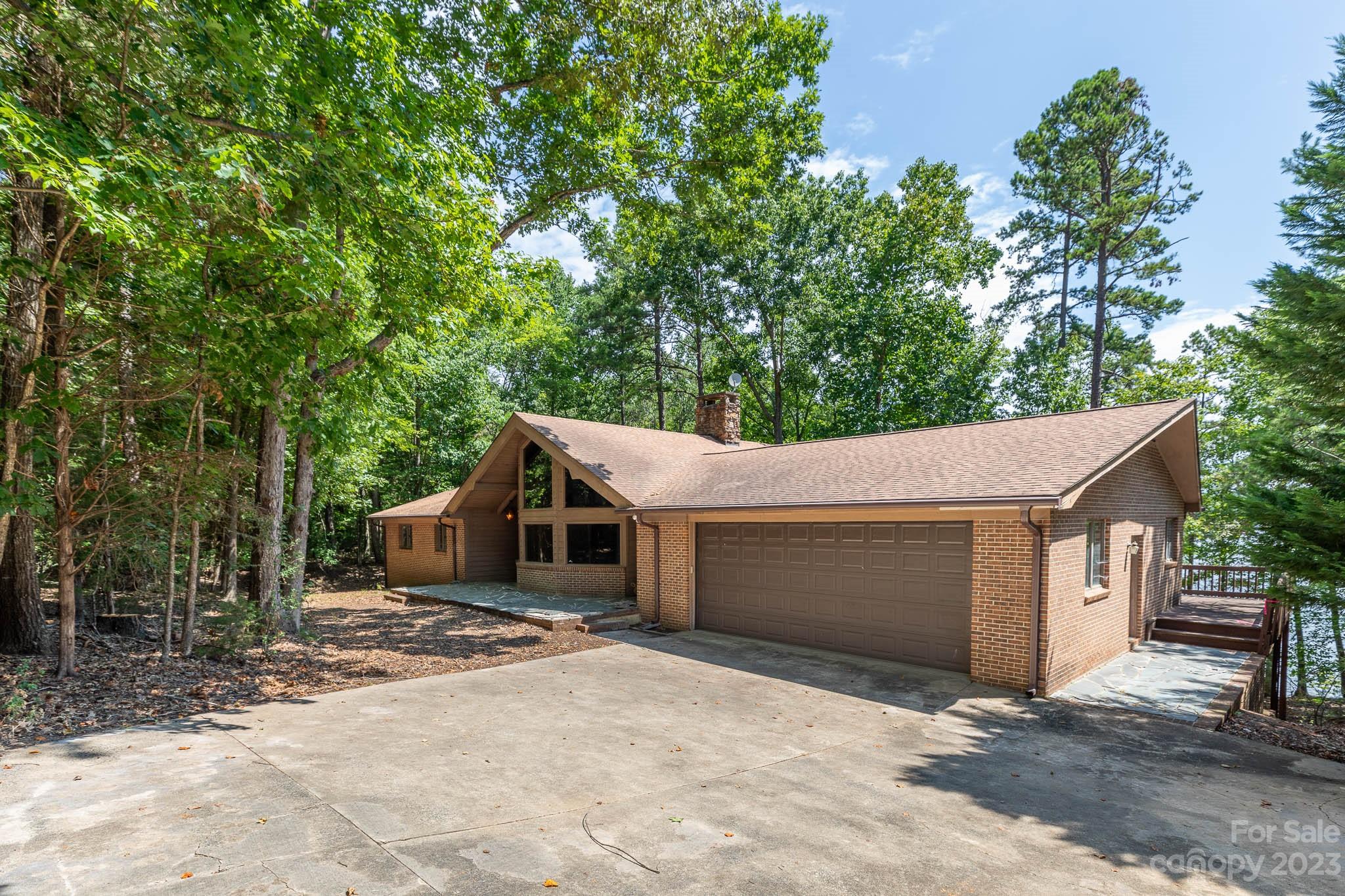 Tega Cay - Residential