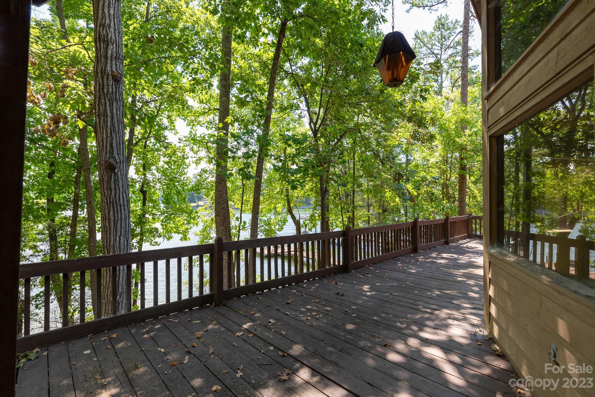 Tega Cay - Residential