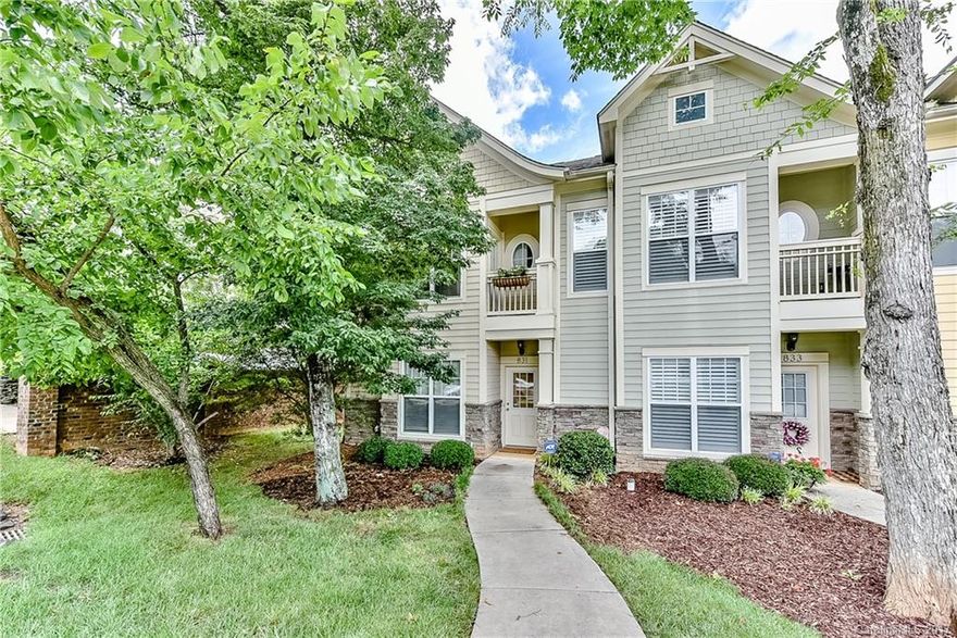 Stunning 2 Bed 2.5 bath 2 story end unit. Boasts open floorplan, granite countertops in kitchen, stainless steel appliances, and gorgeous hardwood floors on main. New carpet upstairs, each bedroom has private bath. Master has large walk-in closet and balcony. Private enclosed patio space out back and storage unit. Great location! Close to uptown & SouthPark, shopping and dining within minutes.