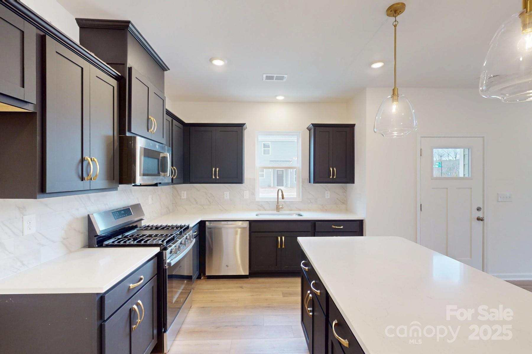 1030 Overbrook Place