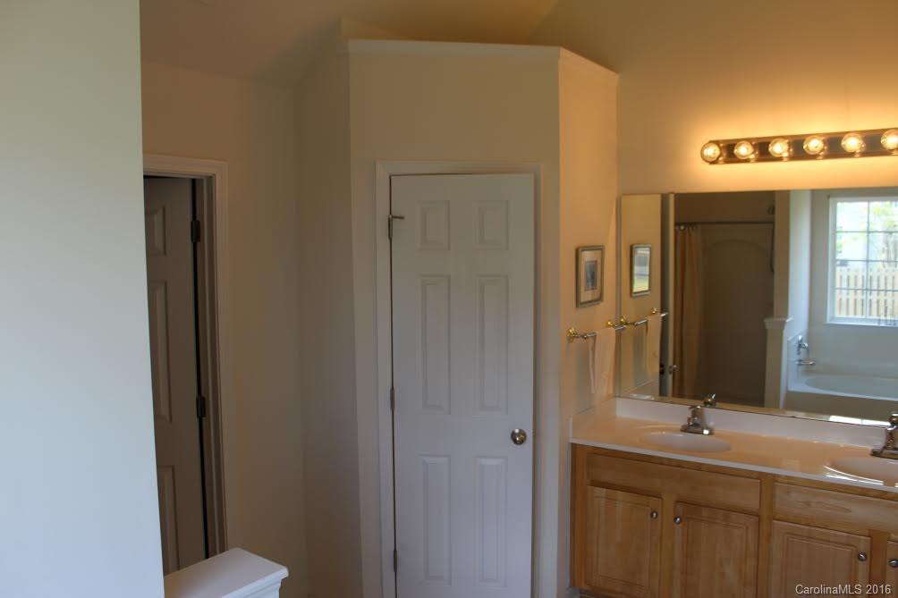 Curtis Pond - Residential