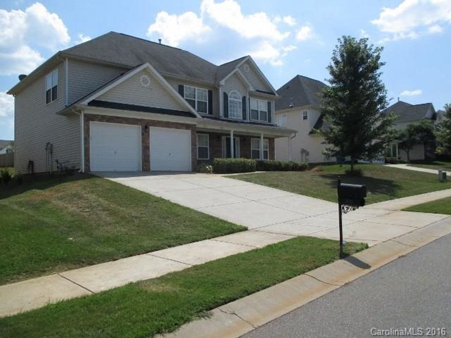 Reduced!  Beautiful home in popular subdivision, Curtis Pond.  Community Clubhouse and pool - home is within walking distance of both.  Nice floorplan with 4 bedrooms and a loft.  Kitchen with dishwasher, refrigerator, and island.  Great room with fireplace, formal living room, dining room.  Large master suite with private bath and walk-in closet.