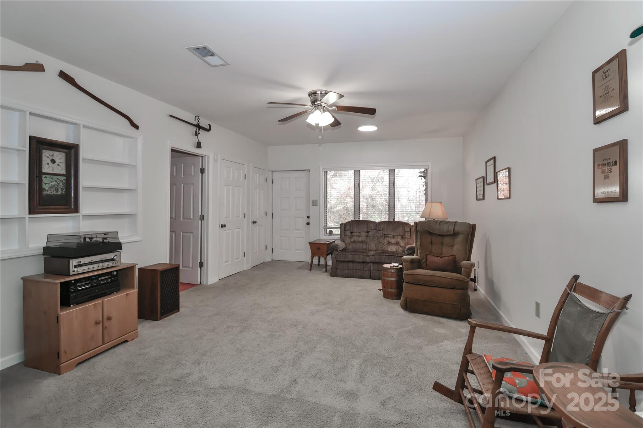 Indian Ridge - Residential