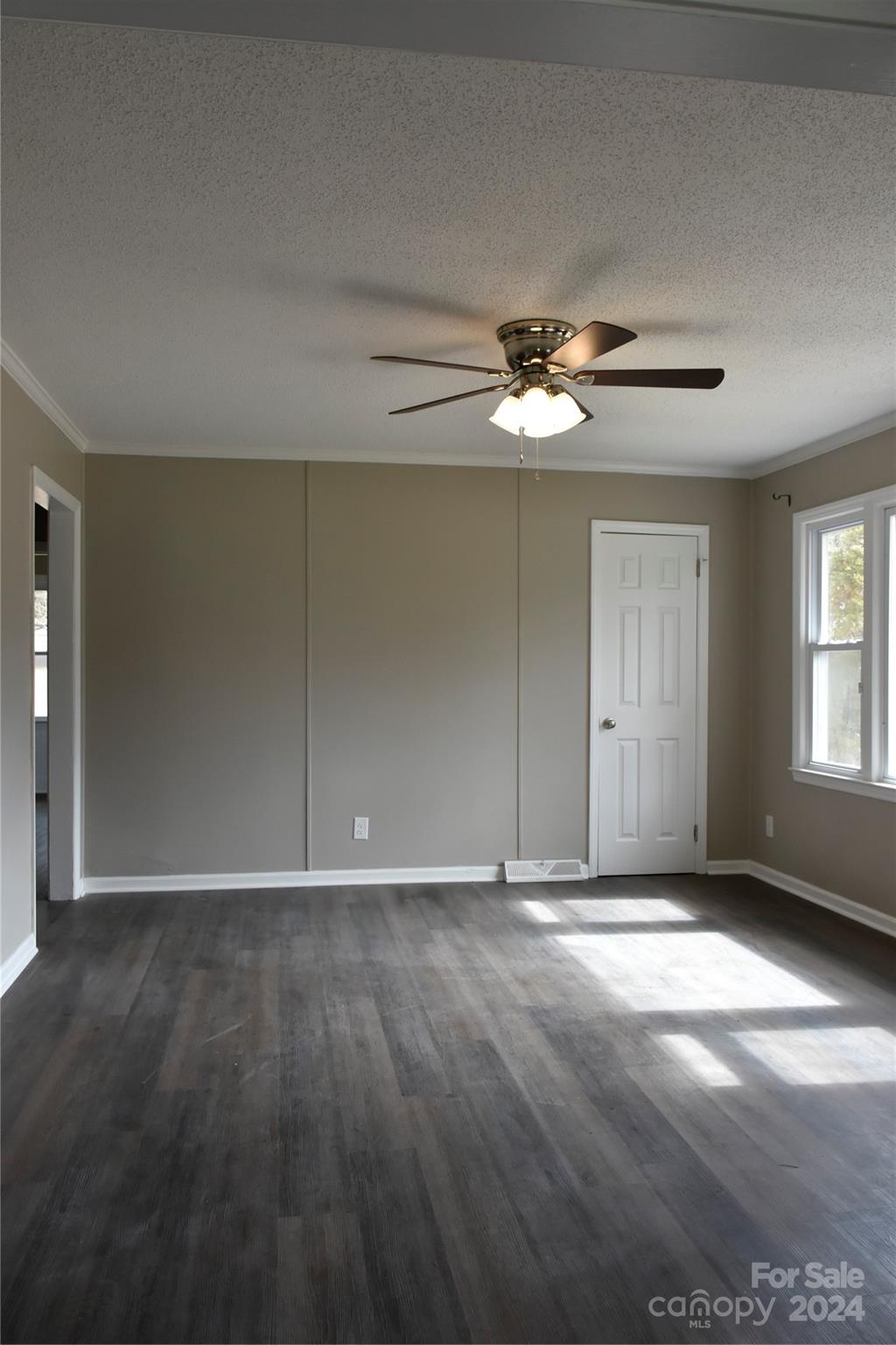 Oakwood Acres - Residential