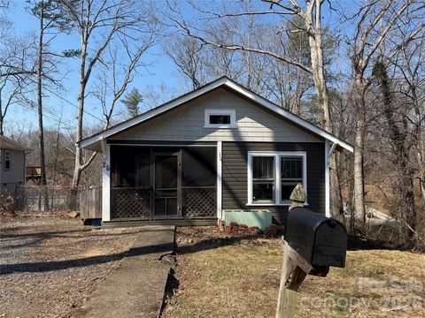 25 Craig Circle Asheville NC 28805