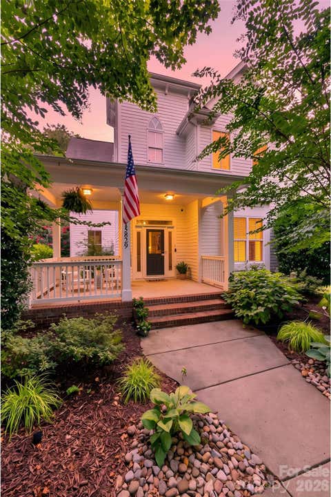 Photo of 15829 Trenton Place Road, Huntersville, NC 28078 (MLS # 4411852)