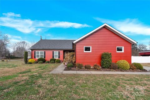 1659 Buffett Circle Hickory NC 28602