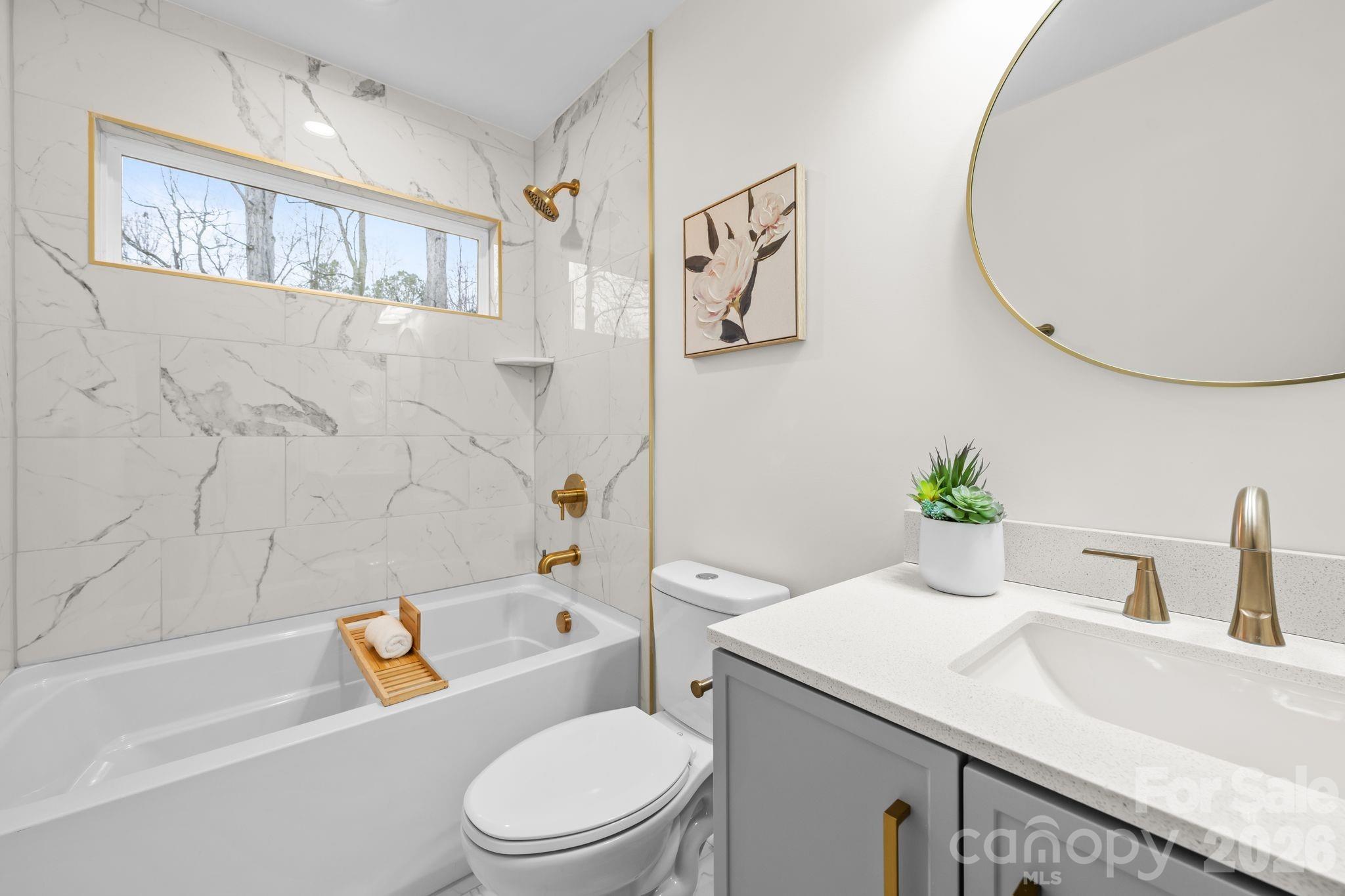 English Hills - Residential