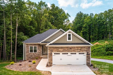 Photo of 402 Scarlett Oak Court NE, Lenoir, NC 28645 (MLS # 4326798)