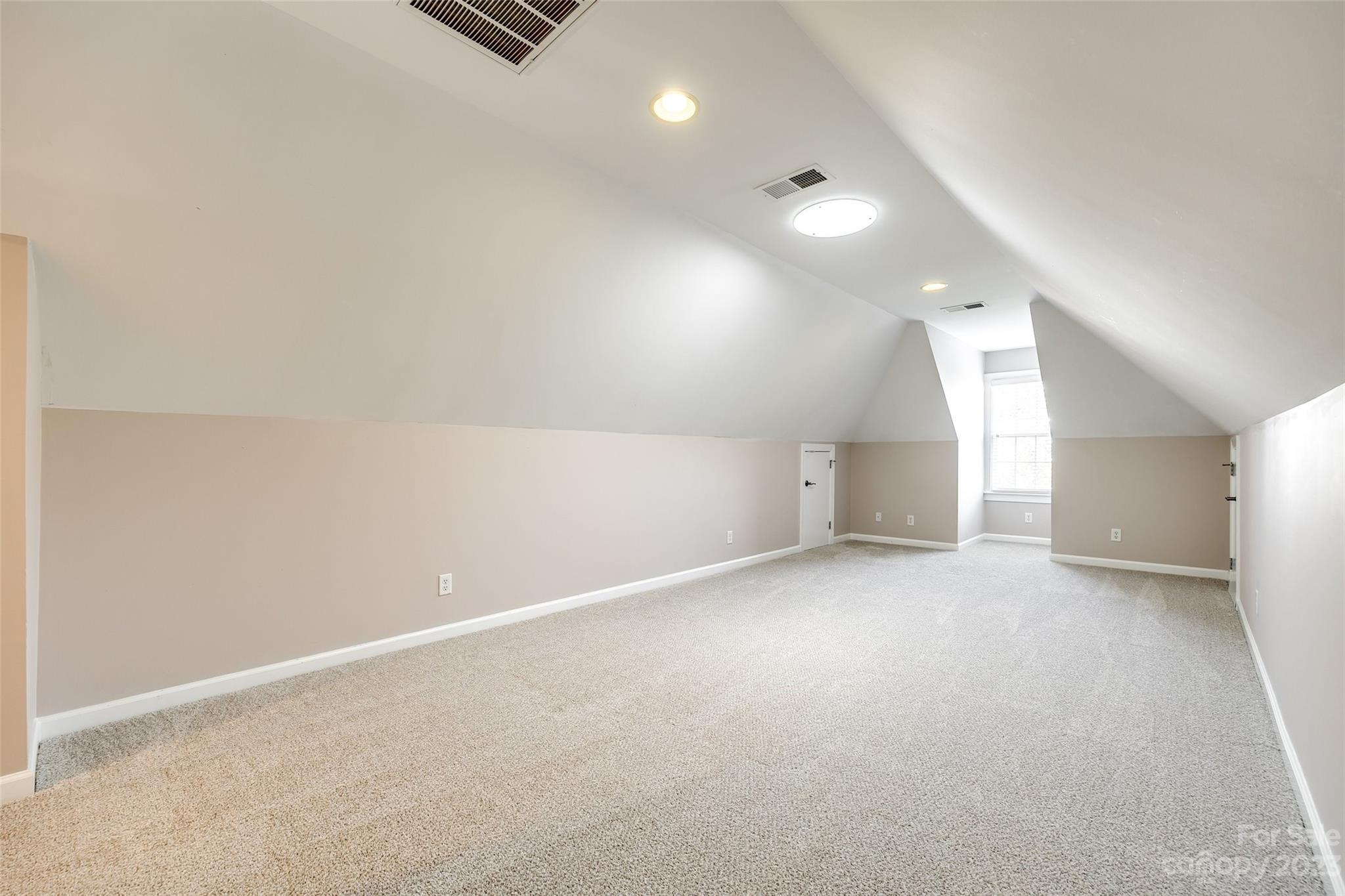 Lake Club Commons - Residential