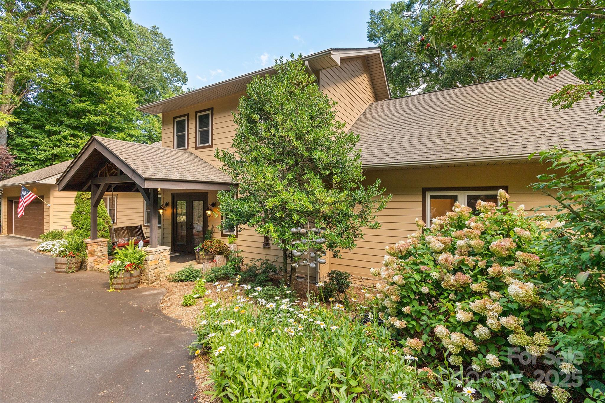 522 Woody Lane