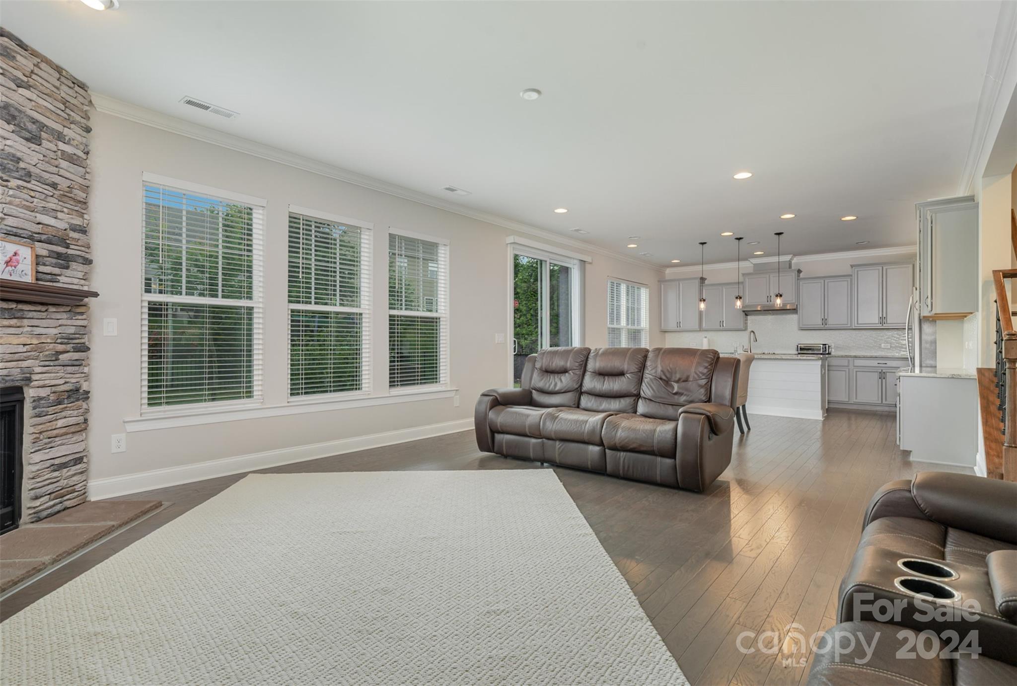 Oakland Pointe - Residential