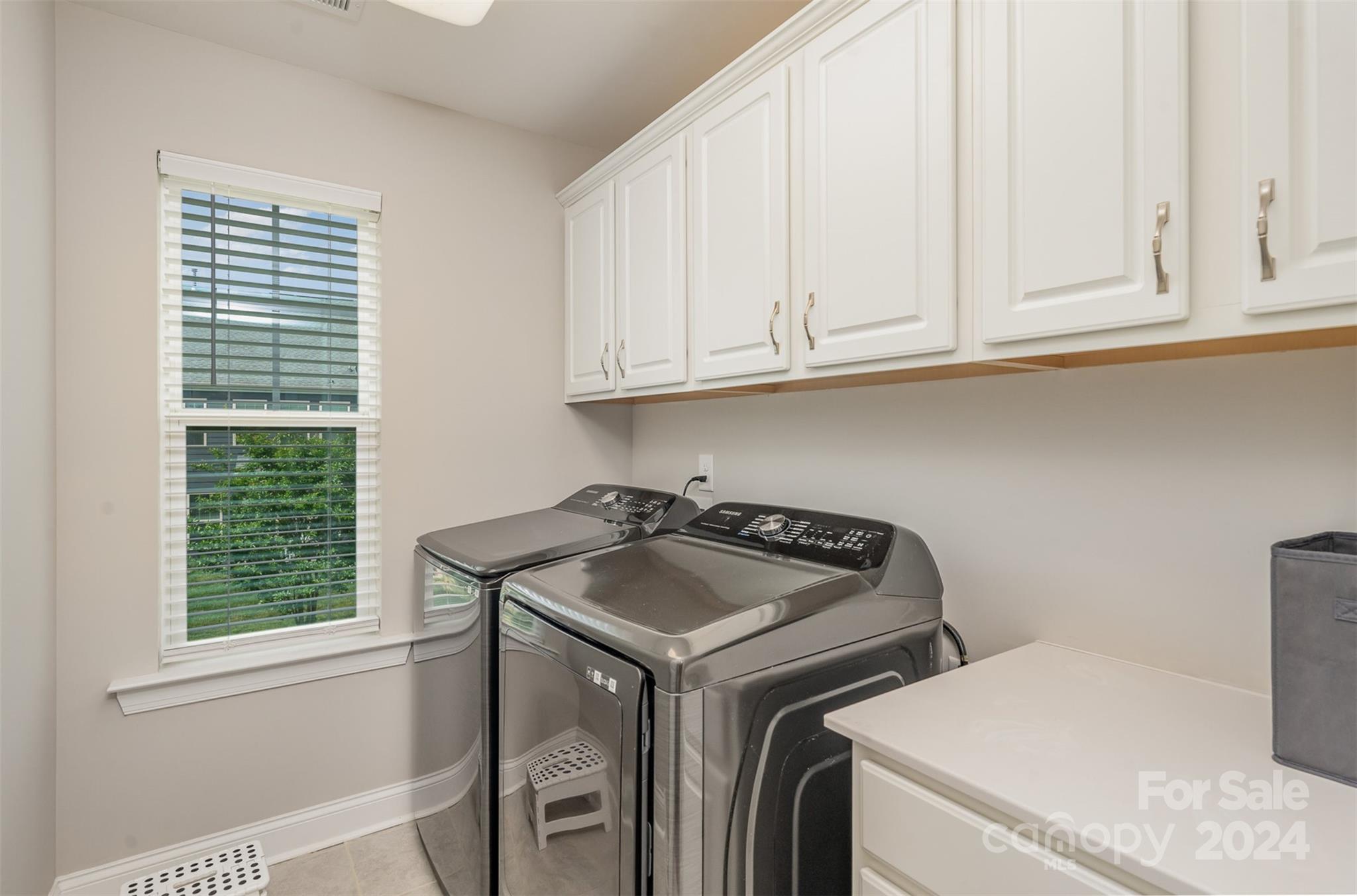 Oakland Pointe - Residential