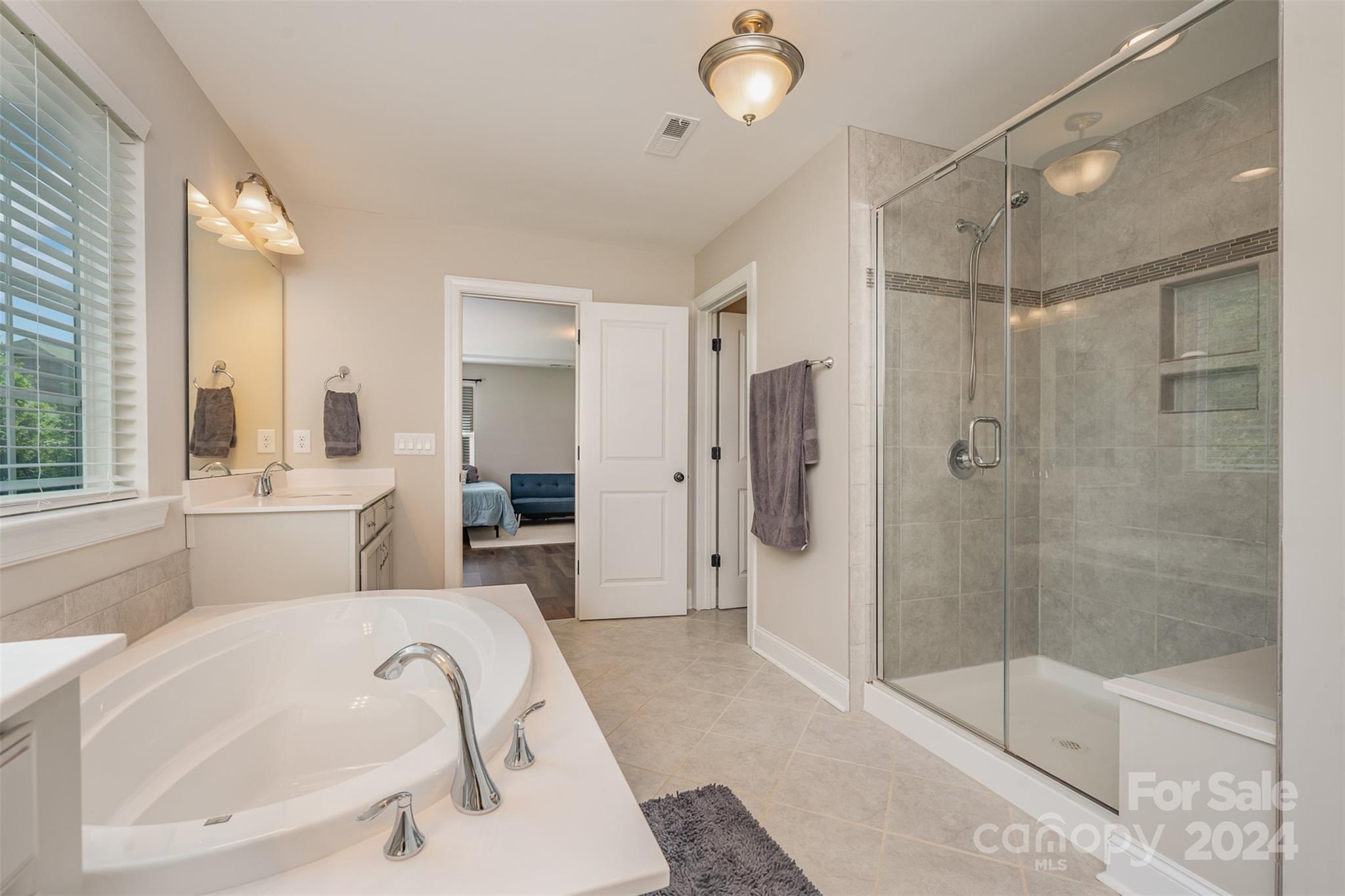 Oakland Pointe - Residential