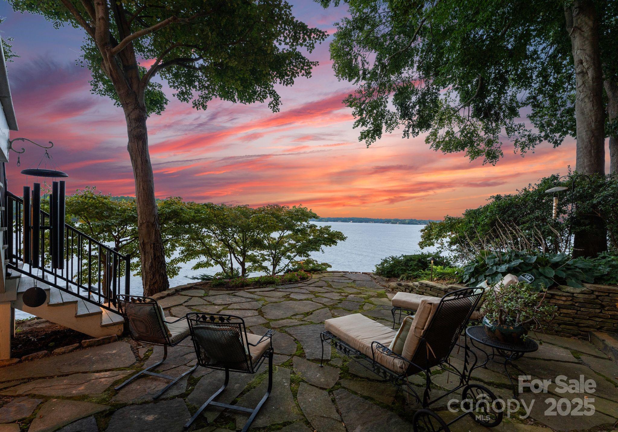 Stonemarker Pointe - Residential