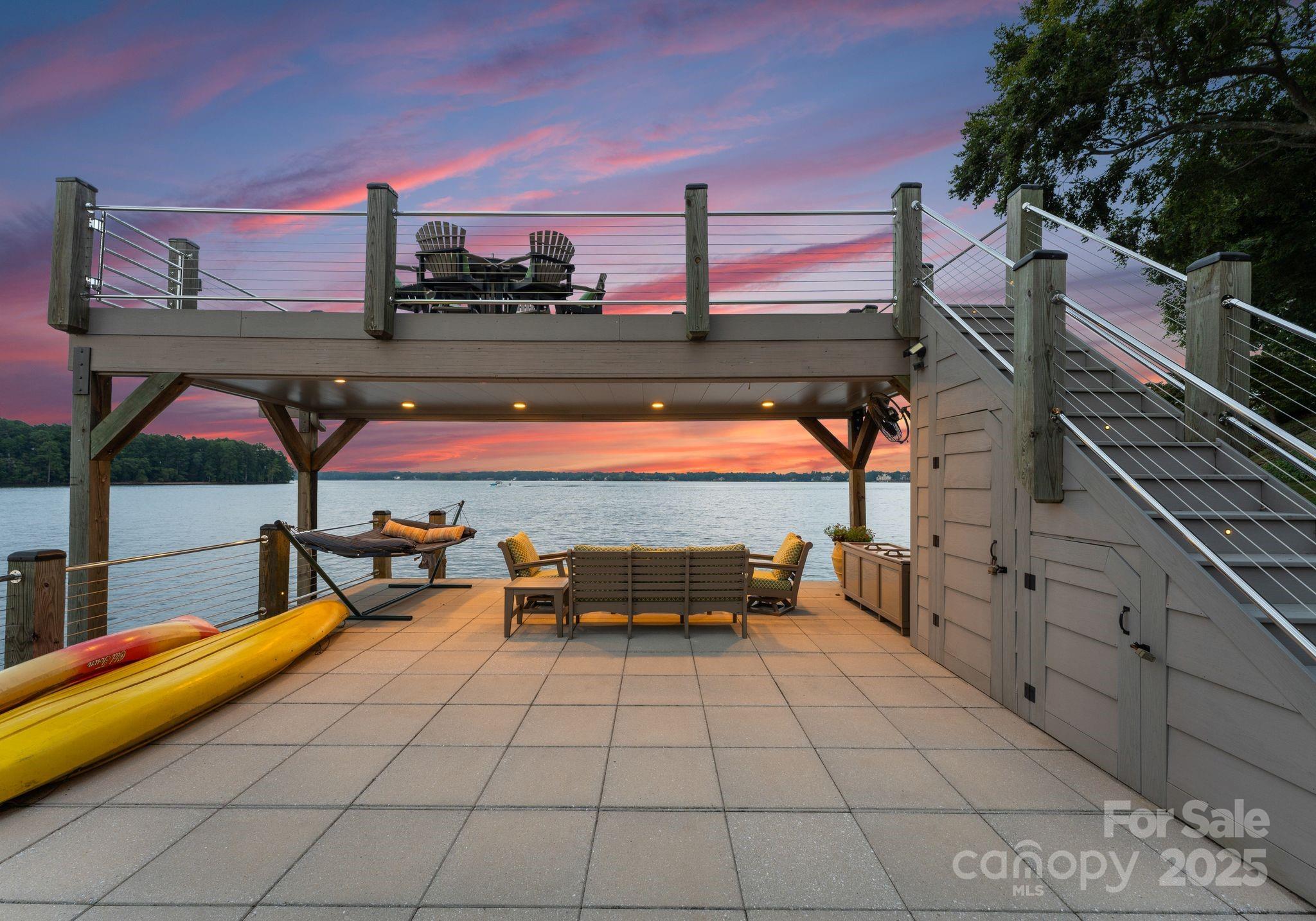 Stonemarker Pointe - Residential