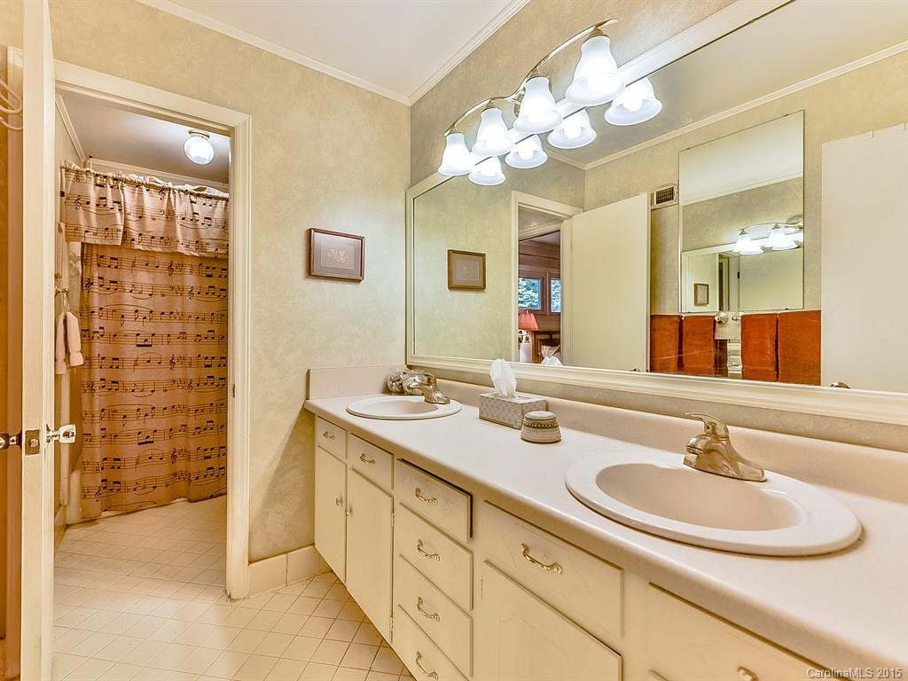 Beverly Woods - Residential