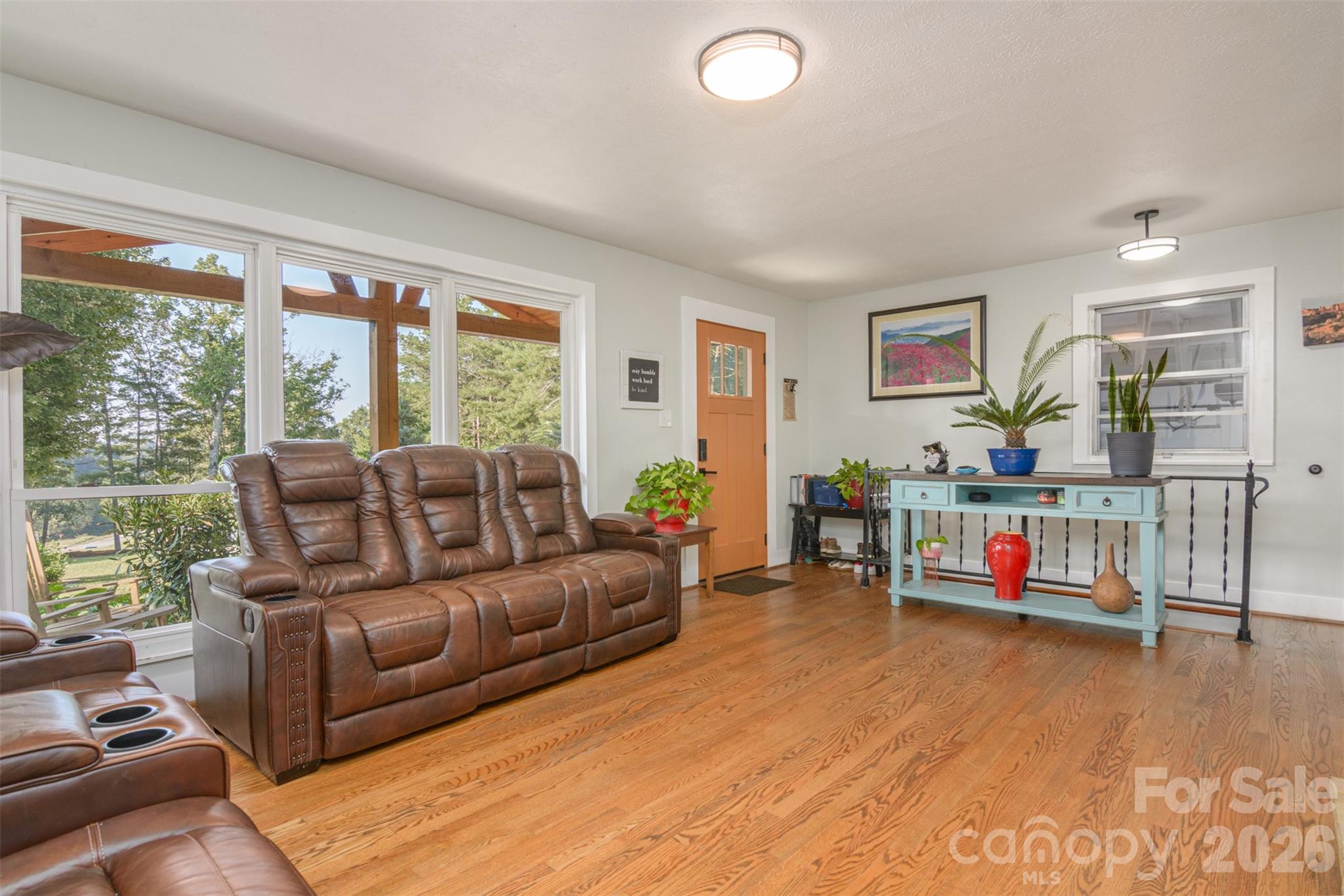 609 Old Mars Hill Highway