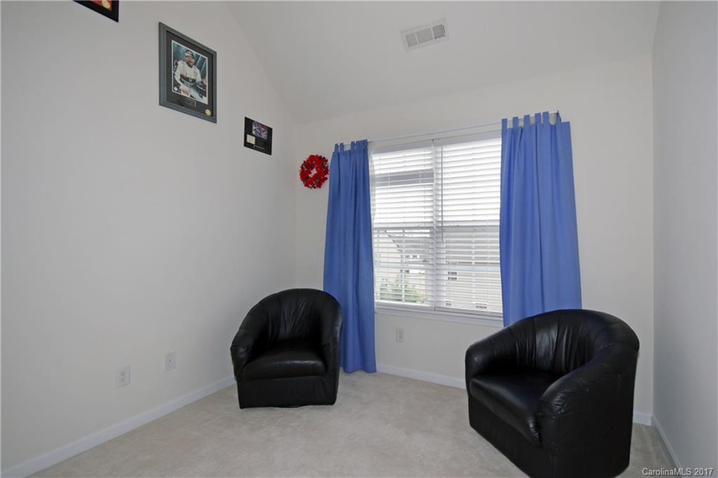 Curtis Pond - Residential