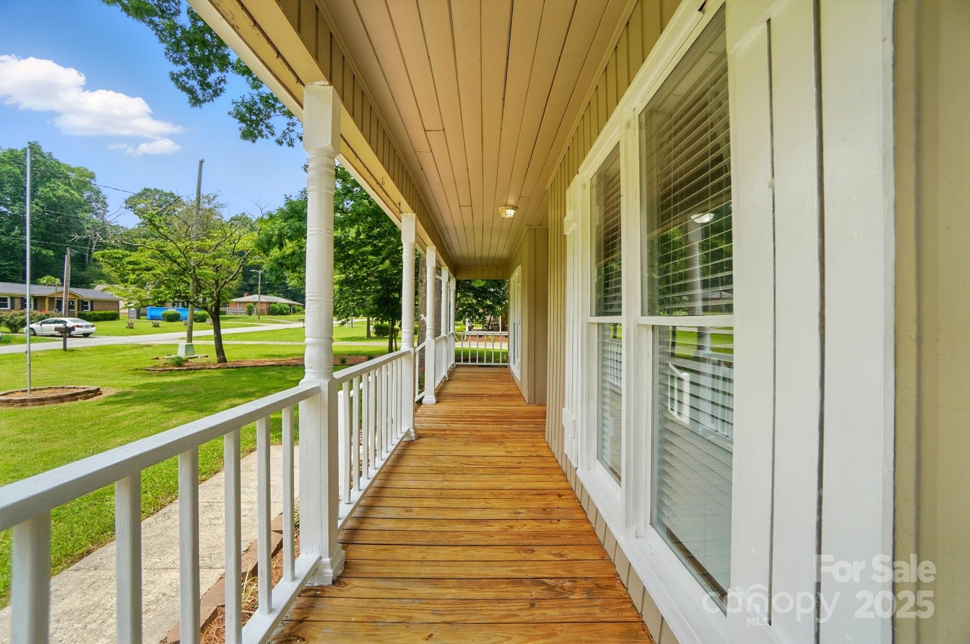 336 Oakwood Drive