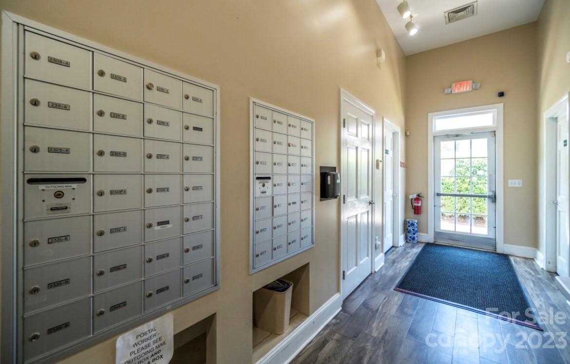 Village of Woodridge - Residential