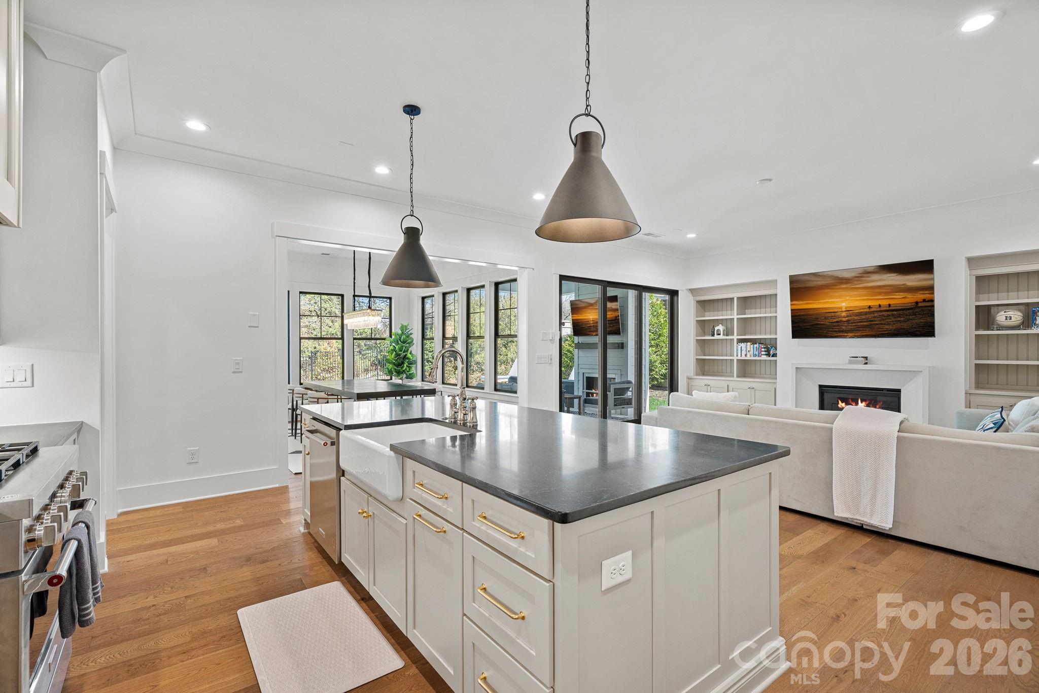 Cambridge Square - Residential