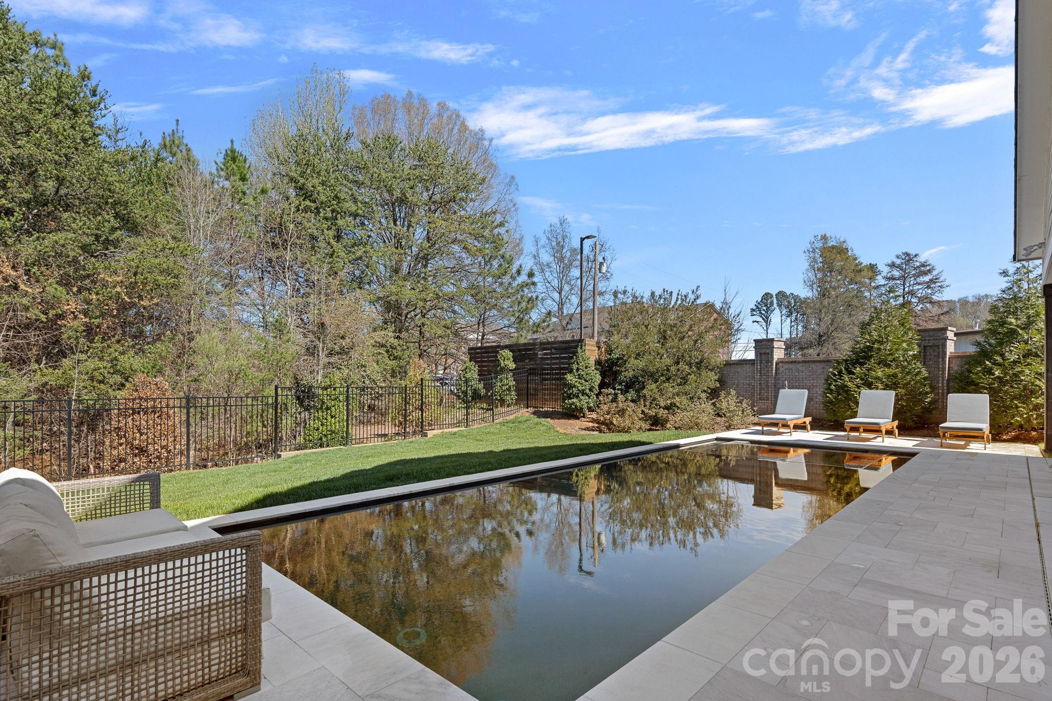 12012 Cambridge Square Drive