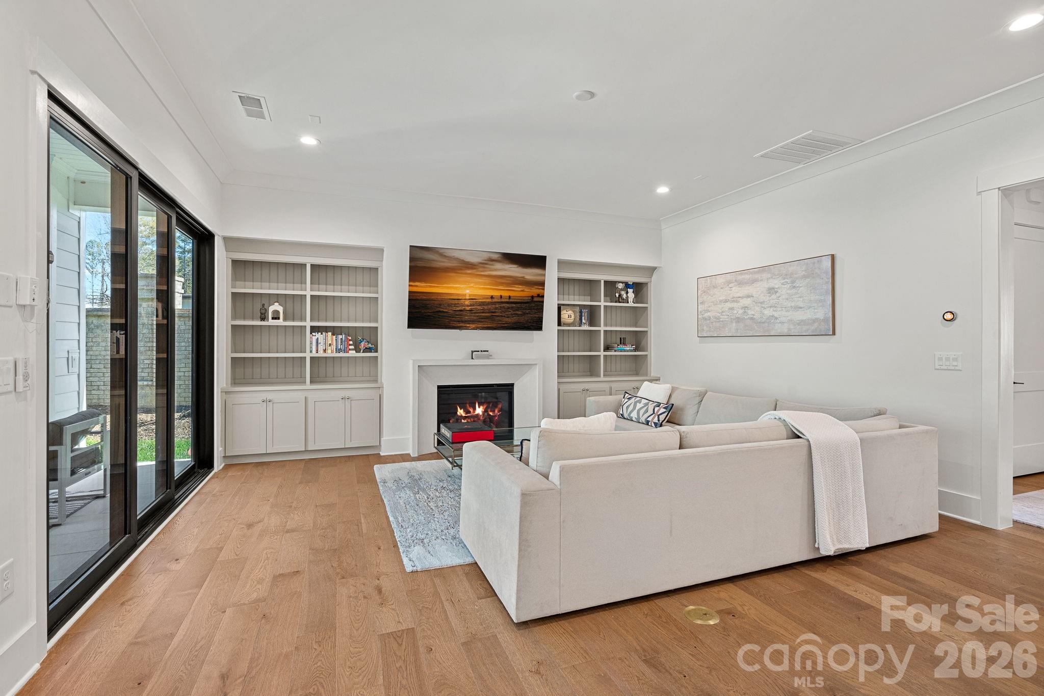 Cambridge Square - Residential