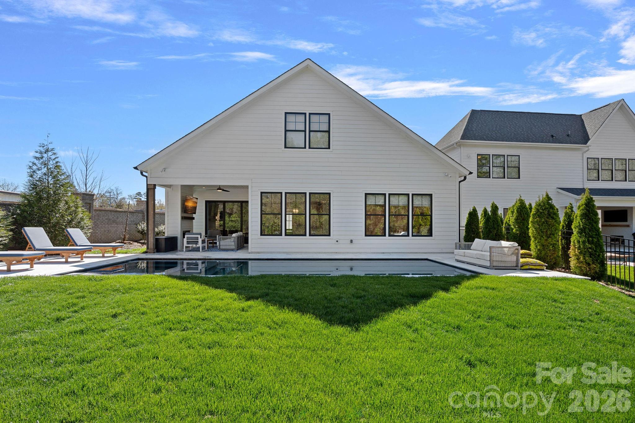 Cambridge Square - Residential