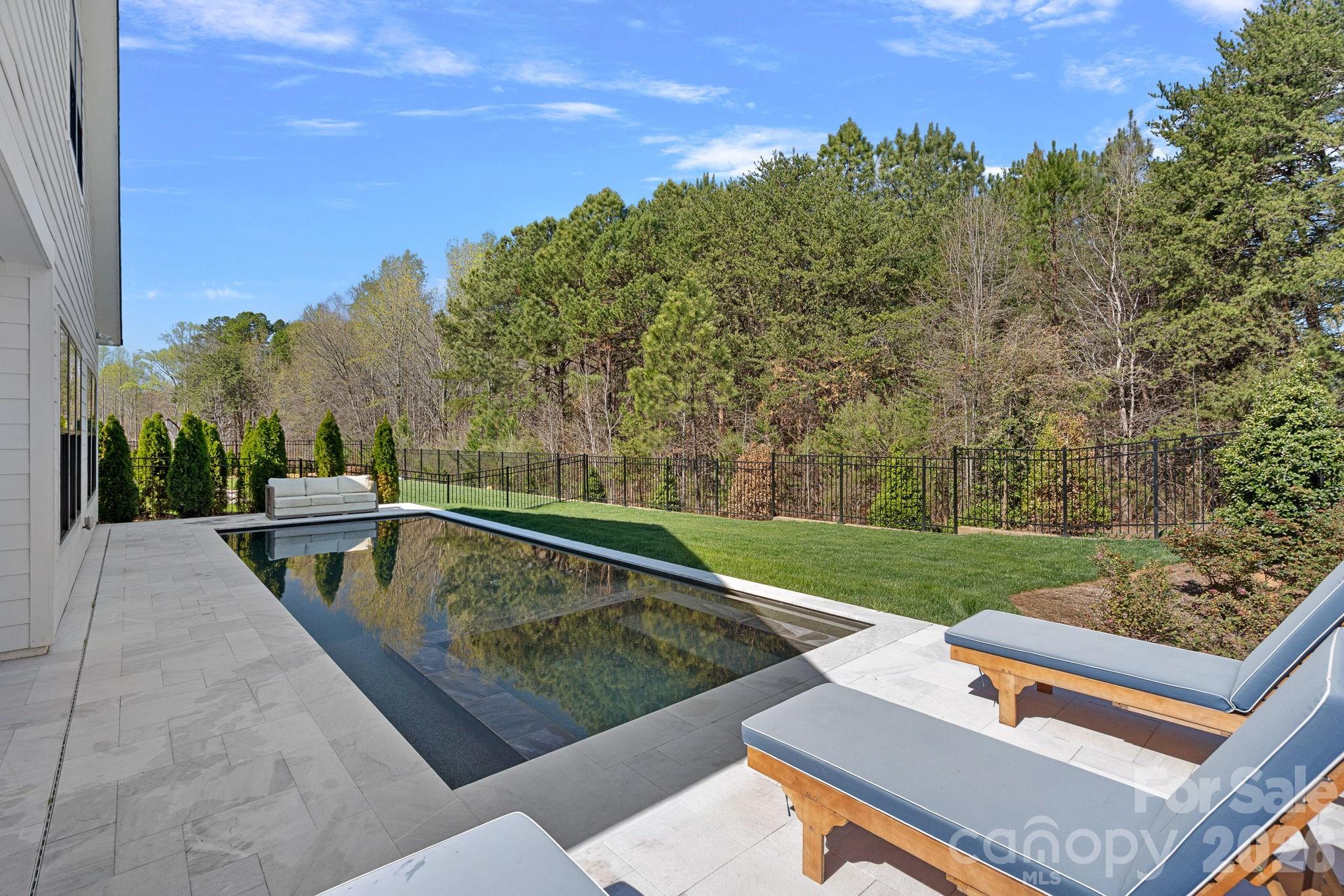 Cambridge Square - Residential