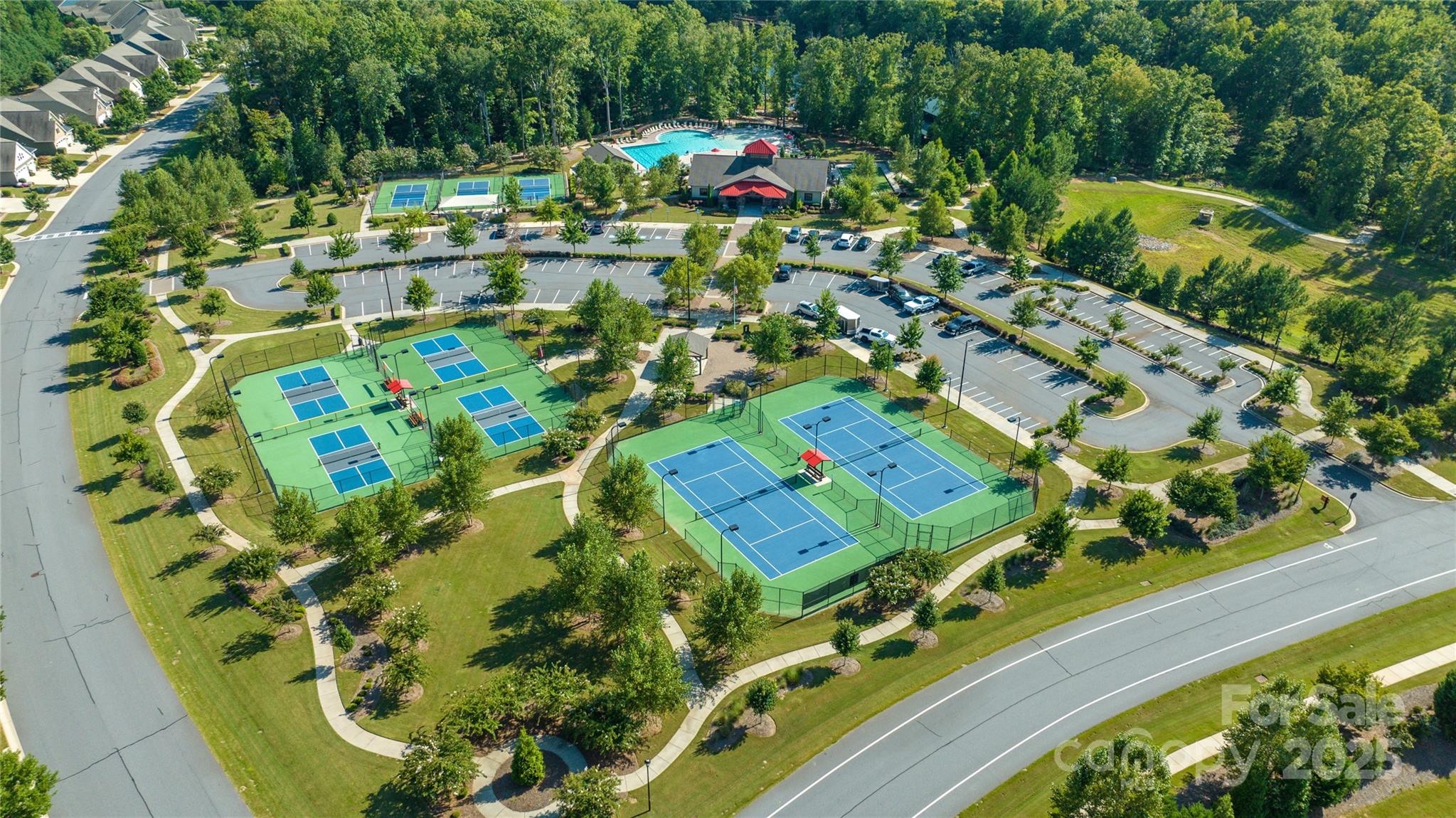 Tree Tops - Residential