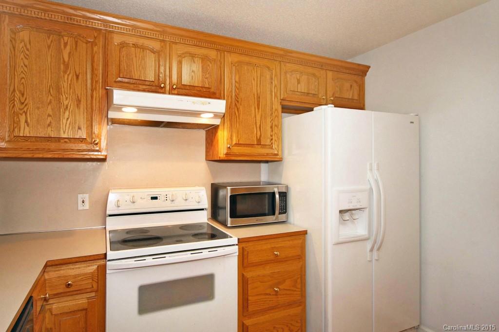 Three Oaks - Residential