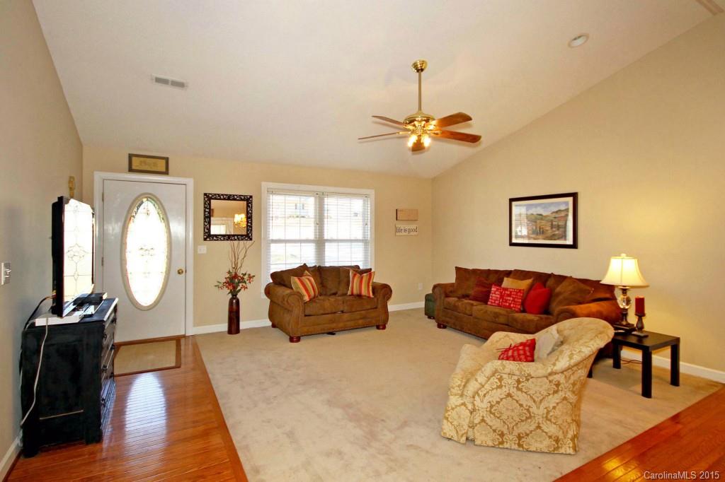 Three Oaks - Residential