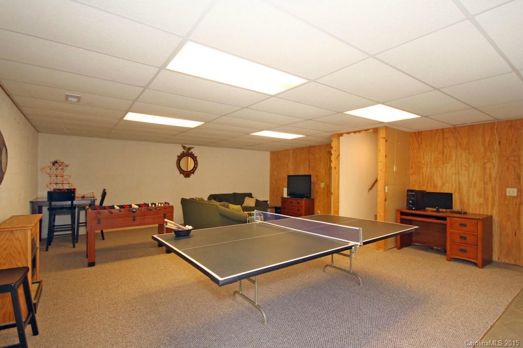 Three Oaks - Residential