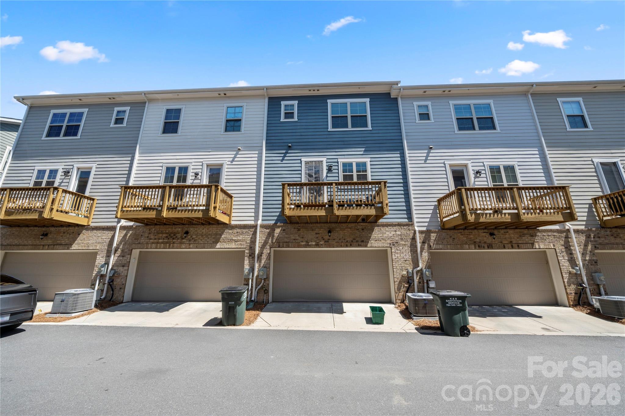 Hadley at Arrowood Station - Residential