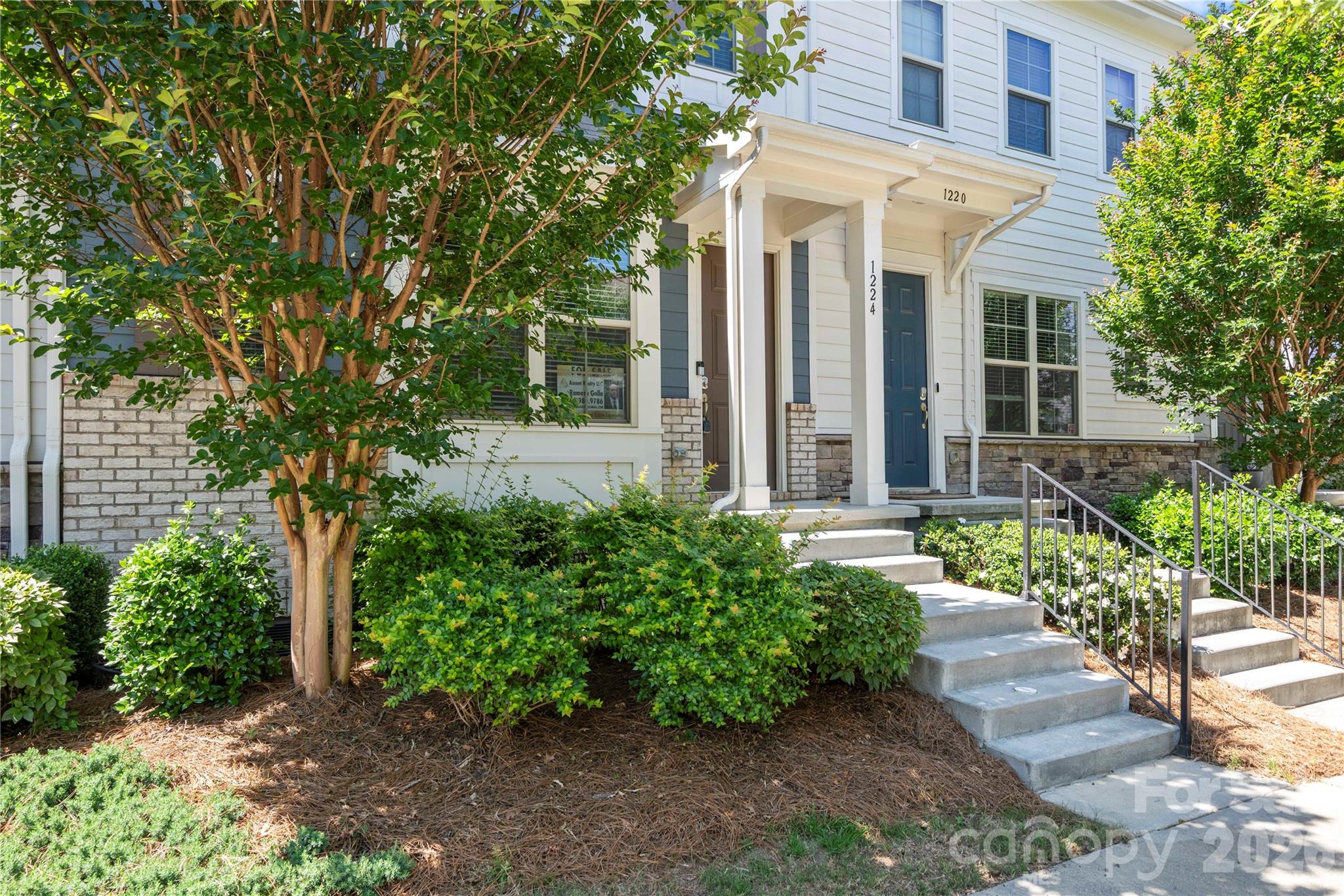 Hadley at Arrowood Station - Residential
