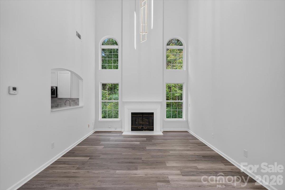 2536 Thornfield Road