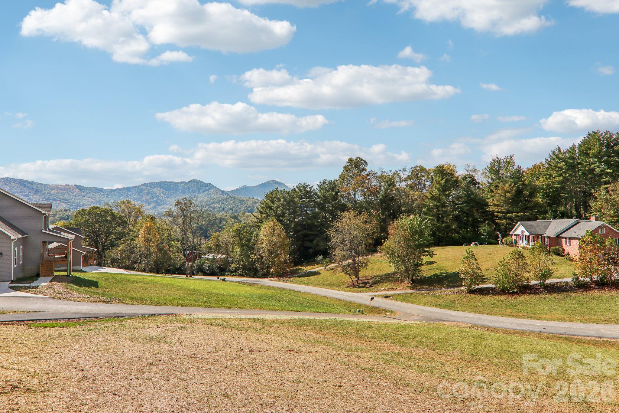 129 Lincoln Ridge Drive 3