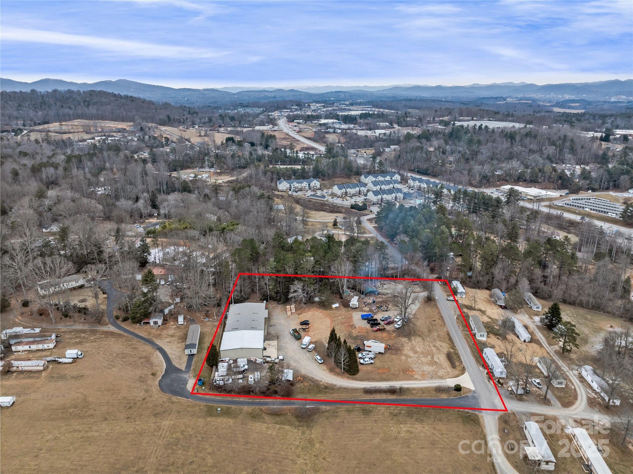 33 Hidden Acres Drive