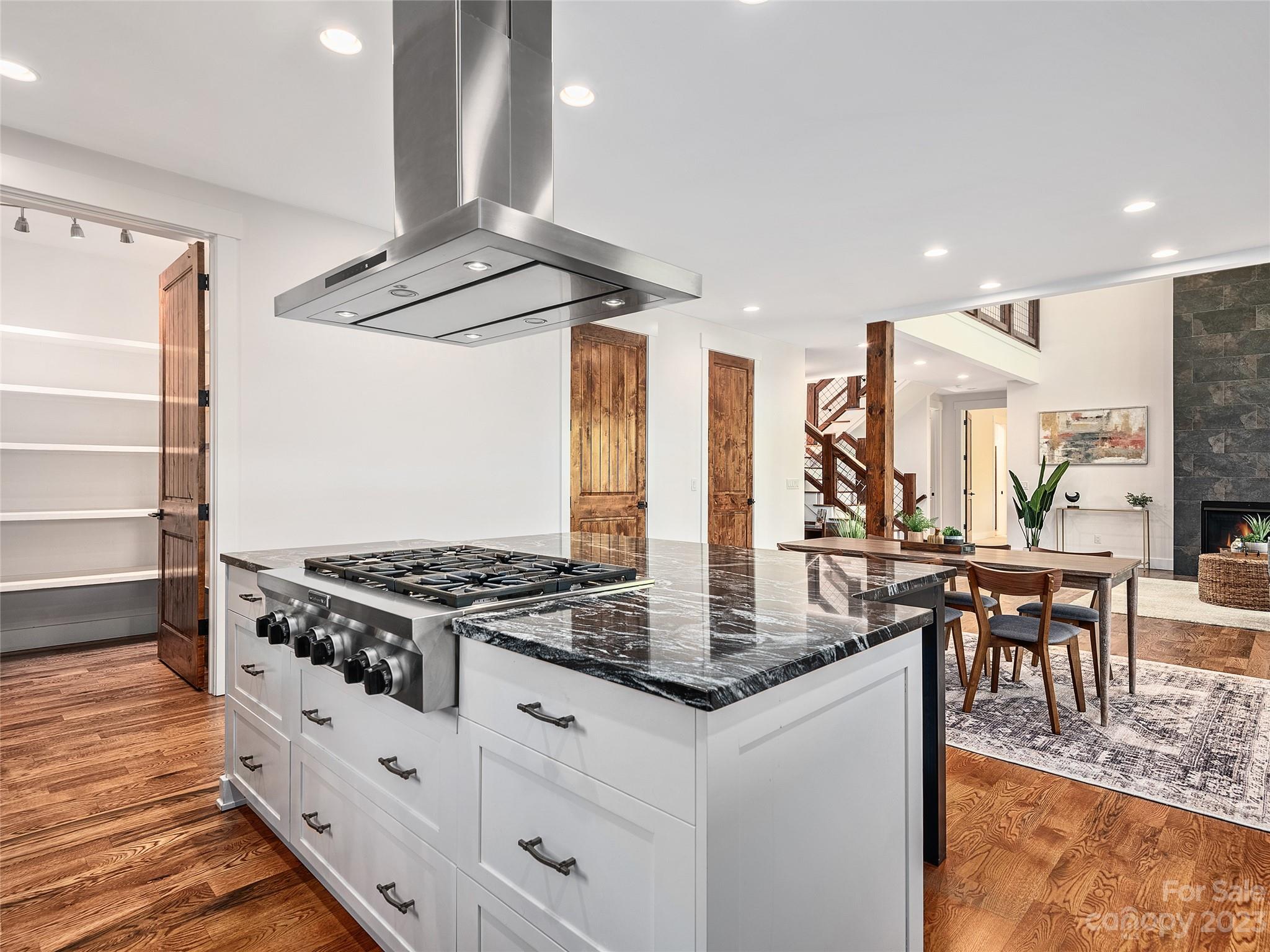 Town Mountain Preserve - Residential