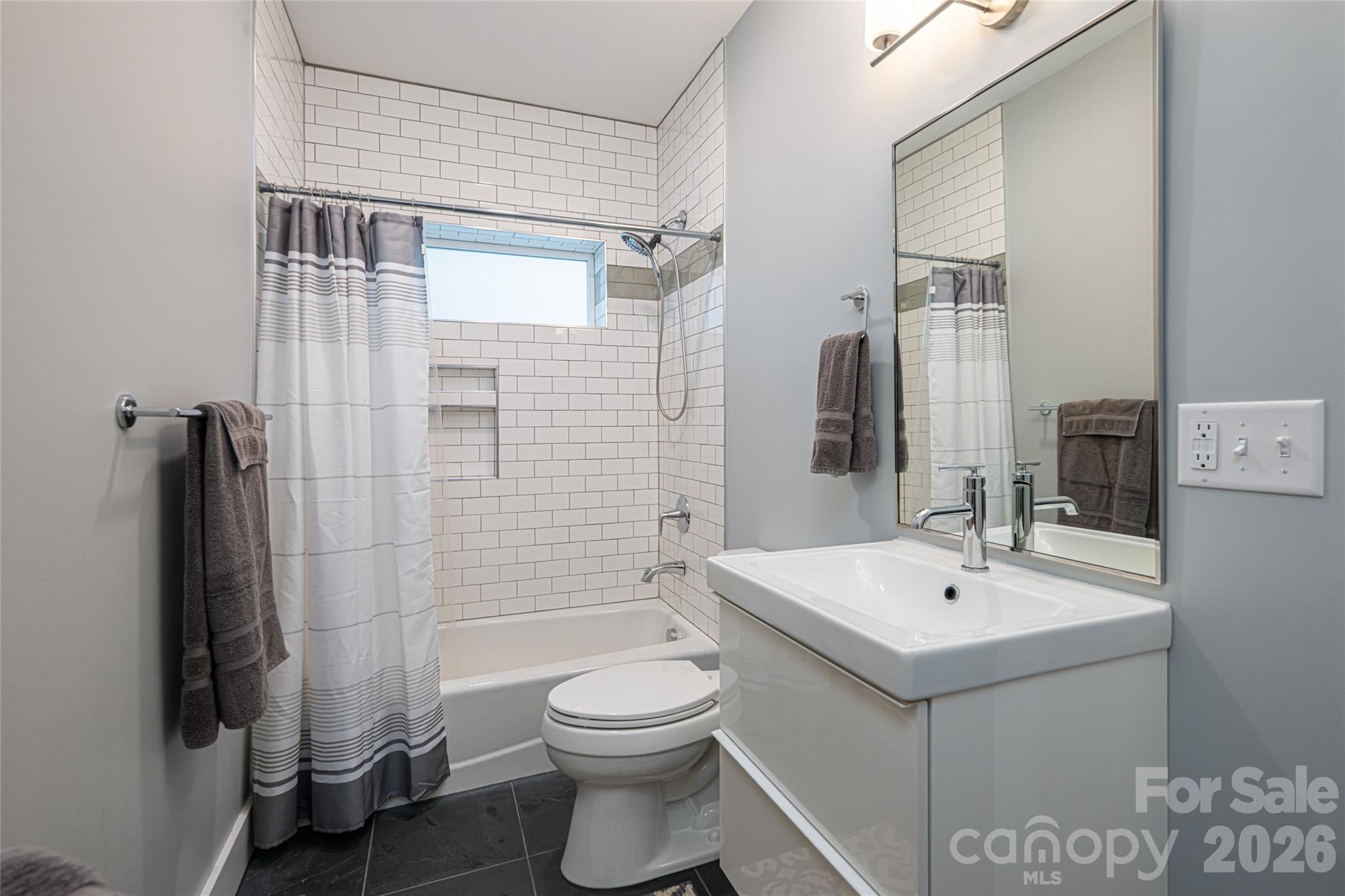 Dogwood Knolls - Residential