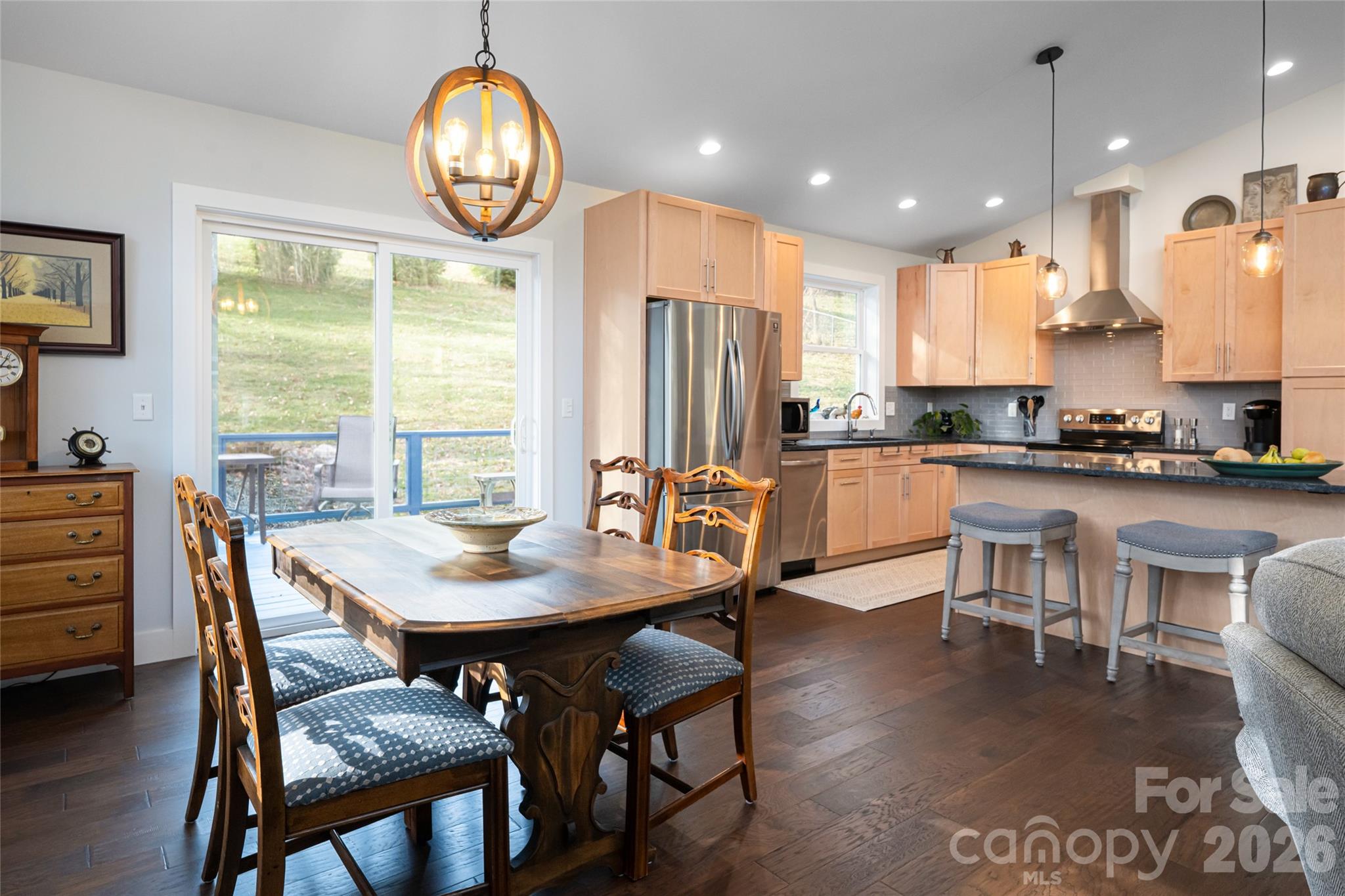 Dogwood Knolls - Residential