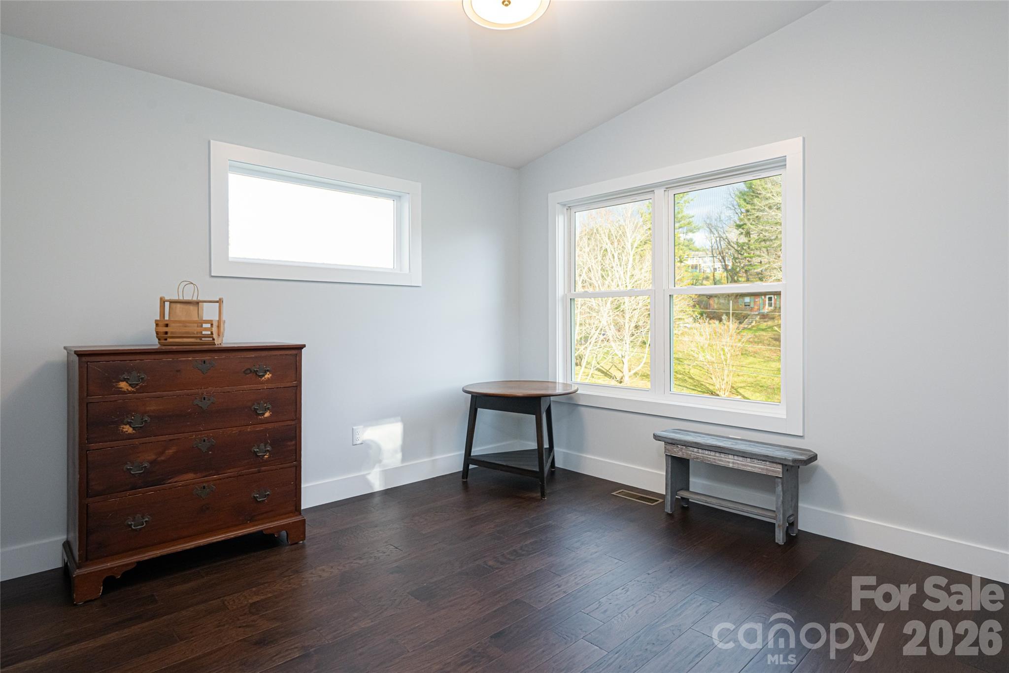 Dogwood Knolls - Residential