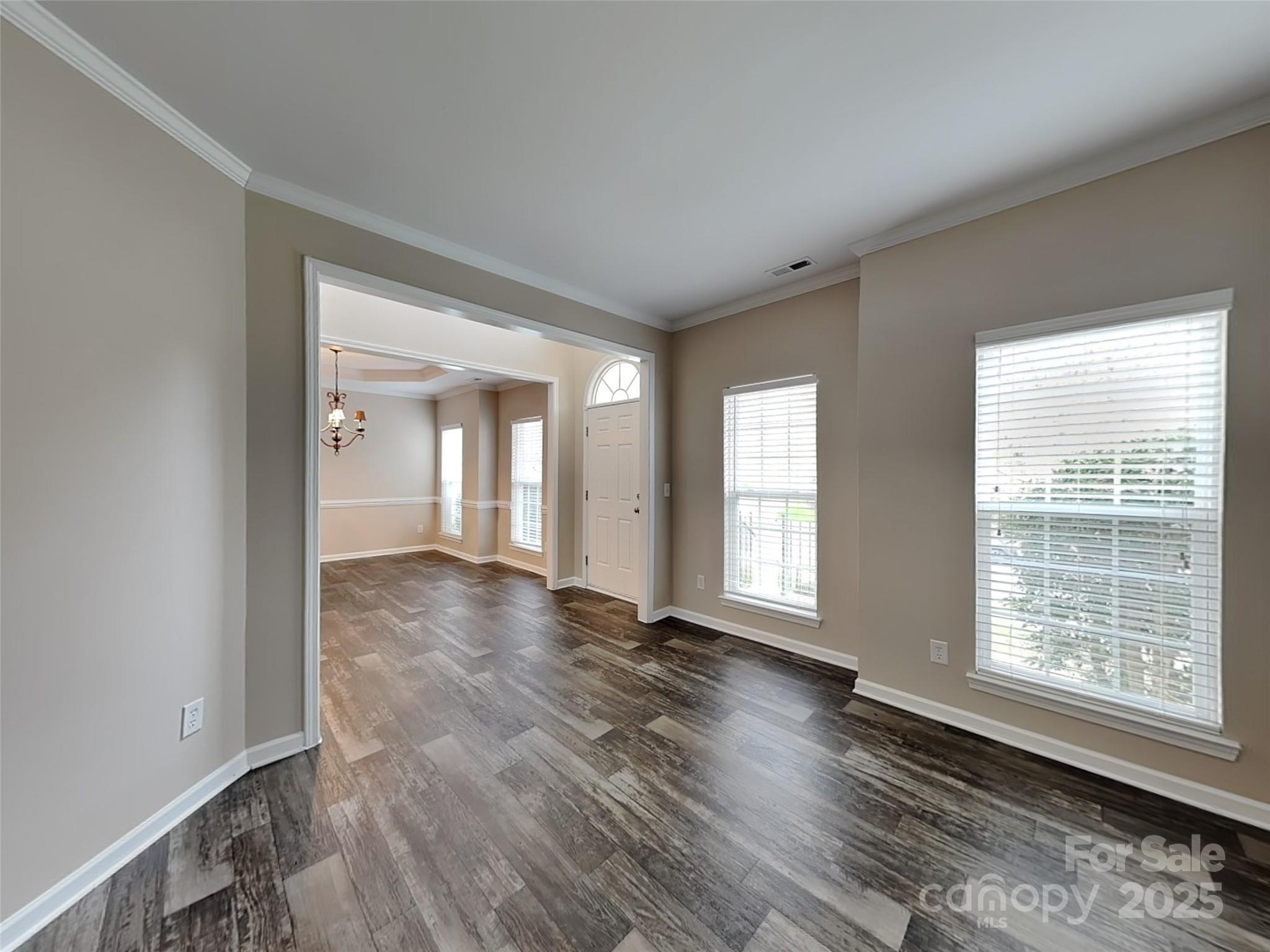 1240 Periwinkle Drive