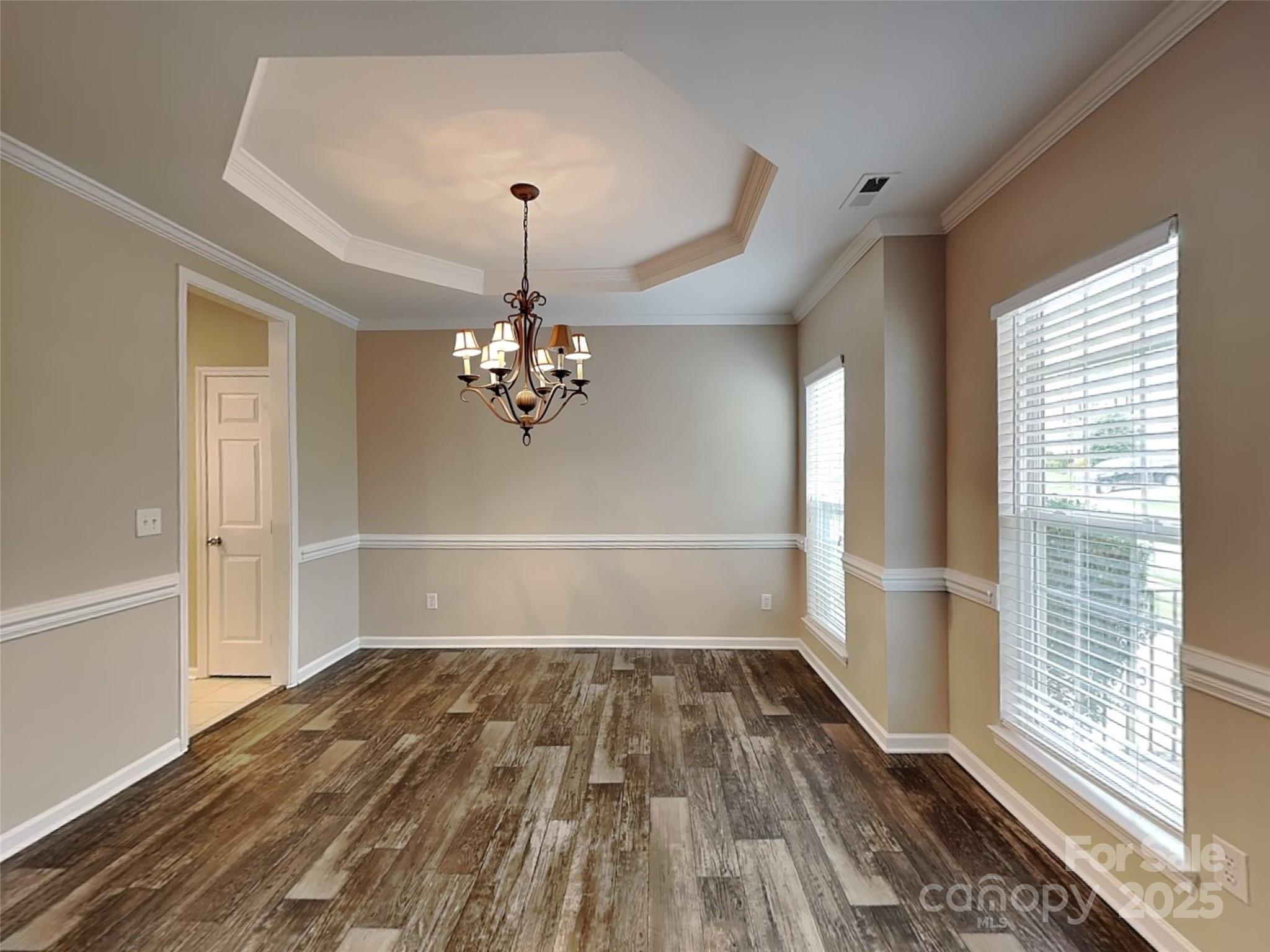 1240 Periwinkle Drive