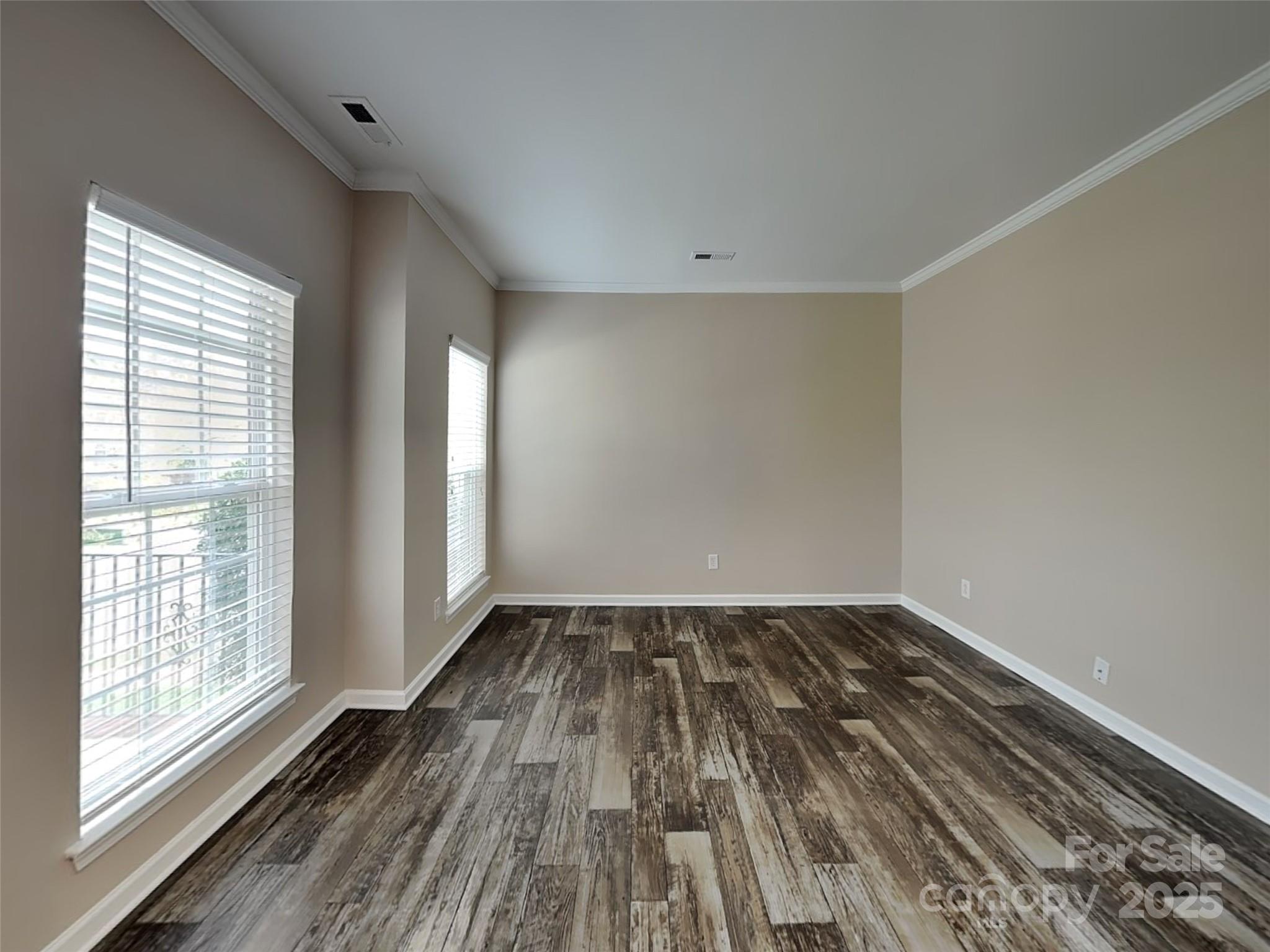 1240 Periwinkle Drive
