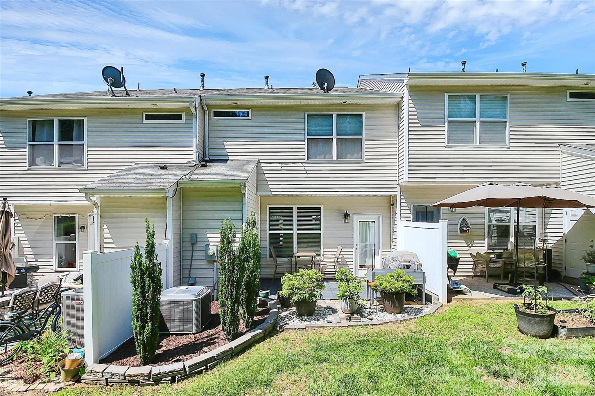 7345 Laurel Valley Road